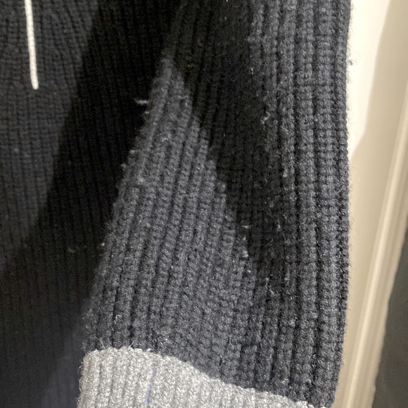 Kit and Ace sweater - Picture 5 of 7